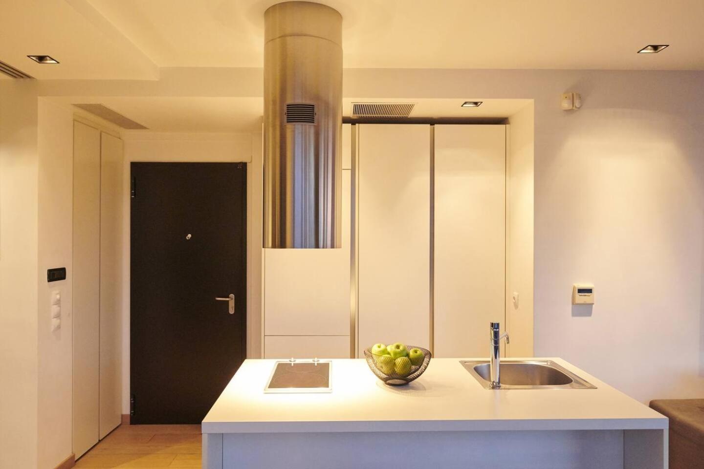 Ma Maison Nο 4, Downtown Loft , Short Walk To Acropolis, Ultra High Speed Internet 500 Mbps, Parking Upon Request, 1' From Metro Station Athens Ngoại thất bức ảnh